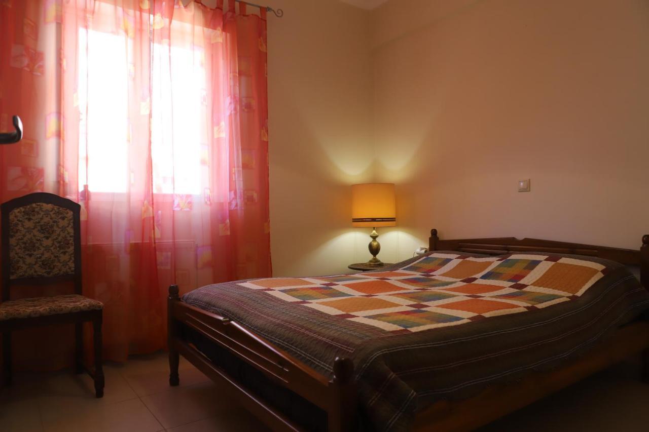 Dimitri'S House Apartment Nafplio Bagian luar foto